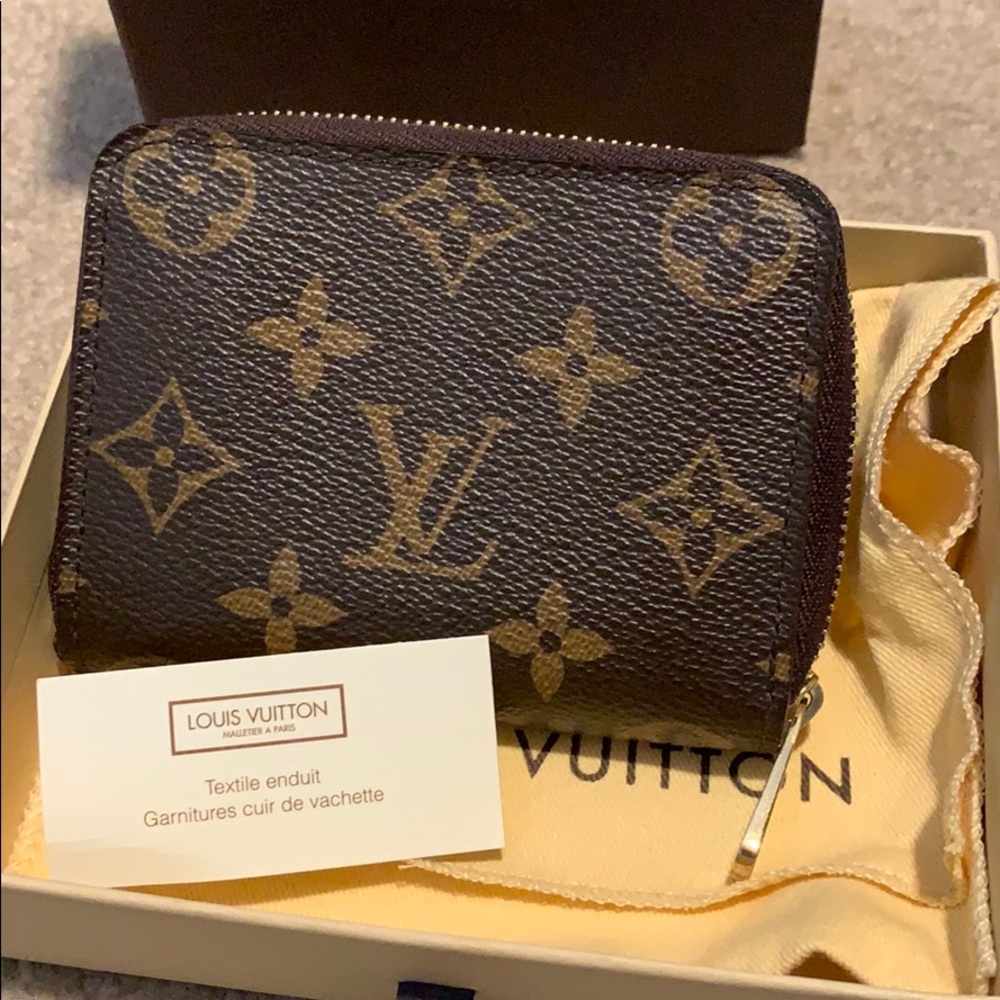 Louis Vuitton Zippy Coin Purse  Monogram